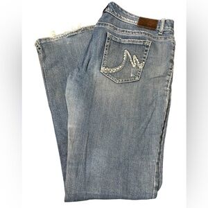 Maurice’s Women’s LowRise Bootcut Jeans - Size 15/16 Long